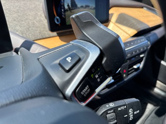 Used 2015 BMW i3 w/ Range Extender RWD image 24