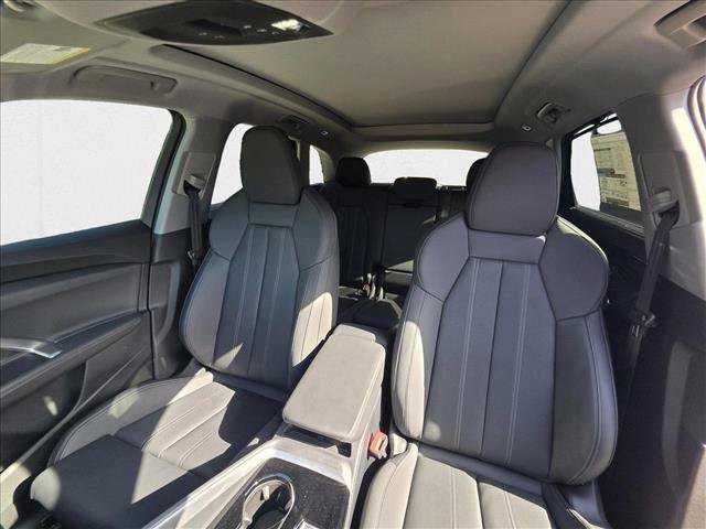 New 2025 Audi Q5 Premium w/ Premium Plus AWD/4WD image 16
