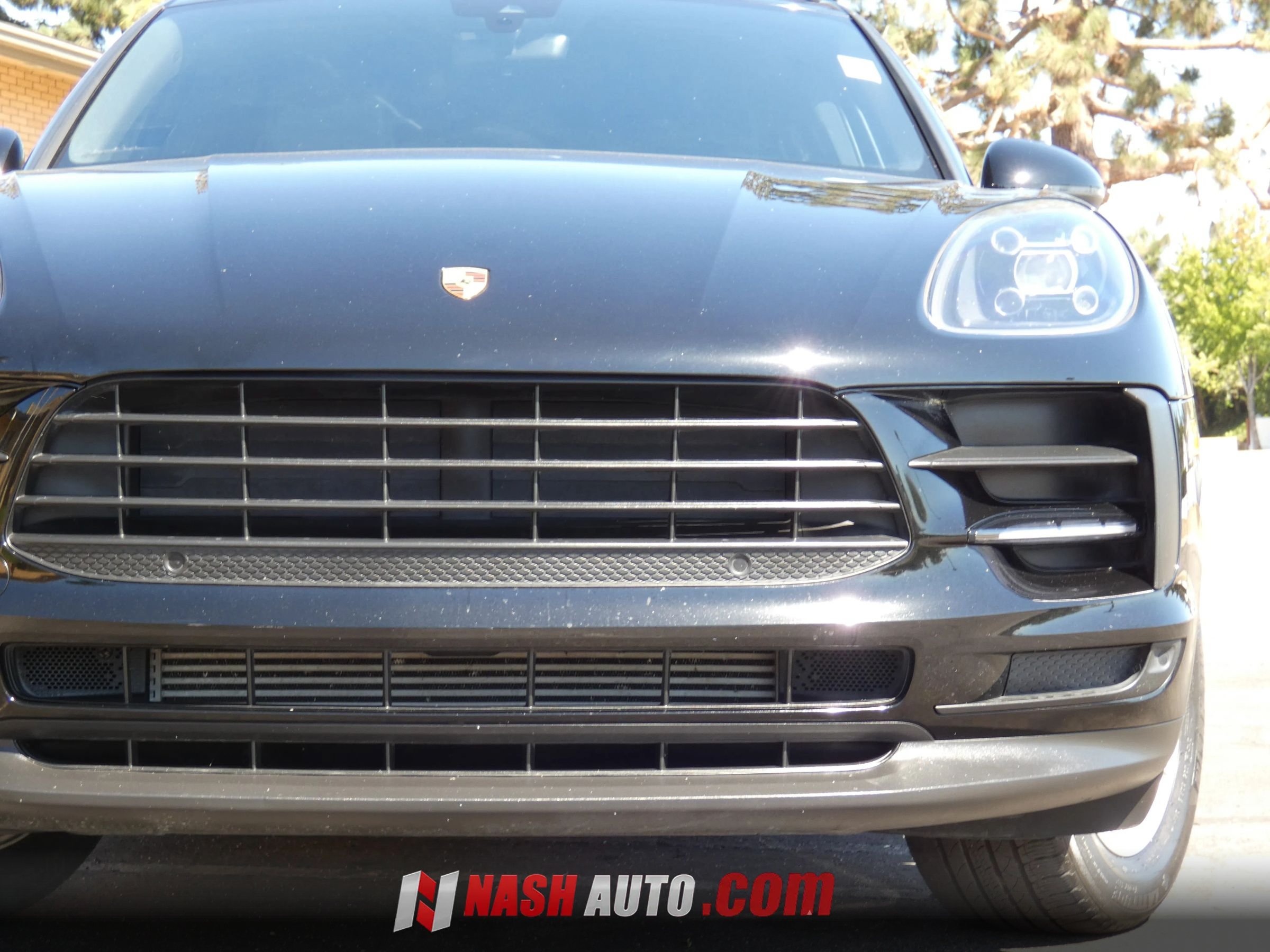 Used 2020 Porsche Macan AWD/4WD image 16