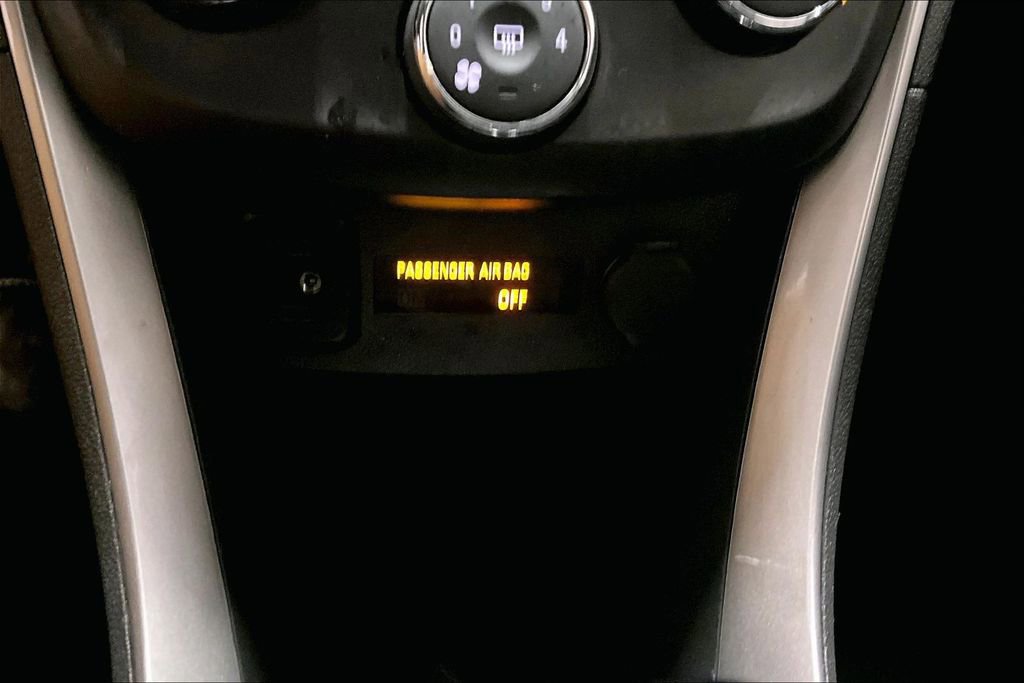 Used 2019 Chevrolet Trax LT w/ LT Convenience Package image 15