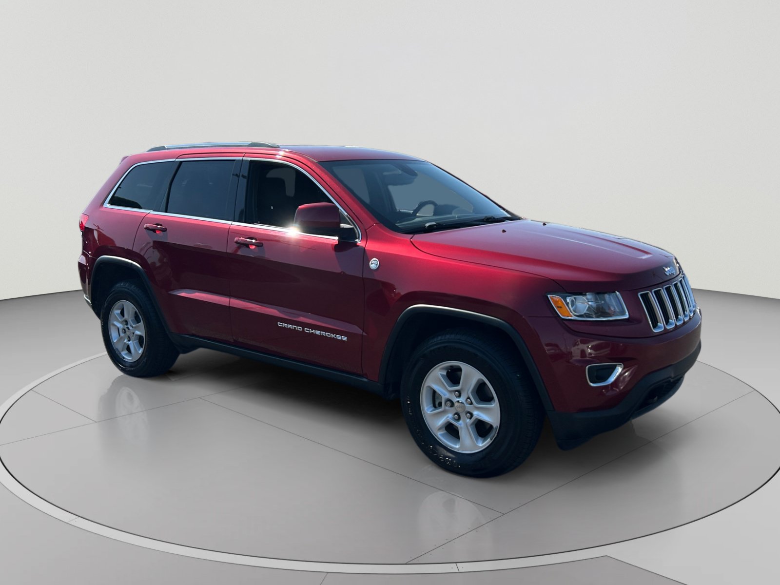 Used 2015 Jeep Grand Cherokee Laredo w/ Quick Order Package 23E AWD/4WD image 7