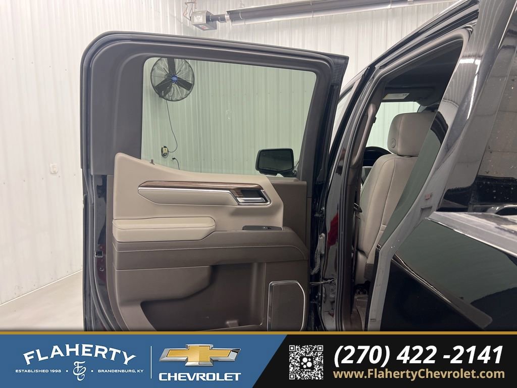 Used 2023 Chevrolet Silverado 1500 LT Trail Boss w/ Convenience Package II image 10