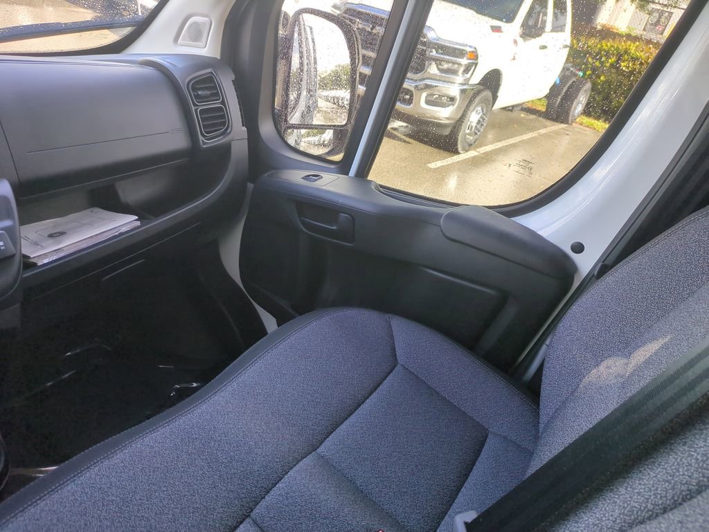 Used 2025 RAM ProMaster 3500 w/ Convenience Group image 18