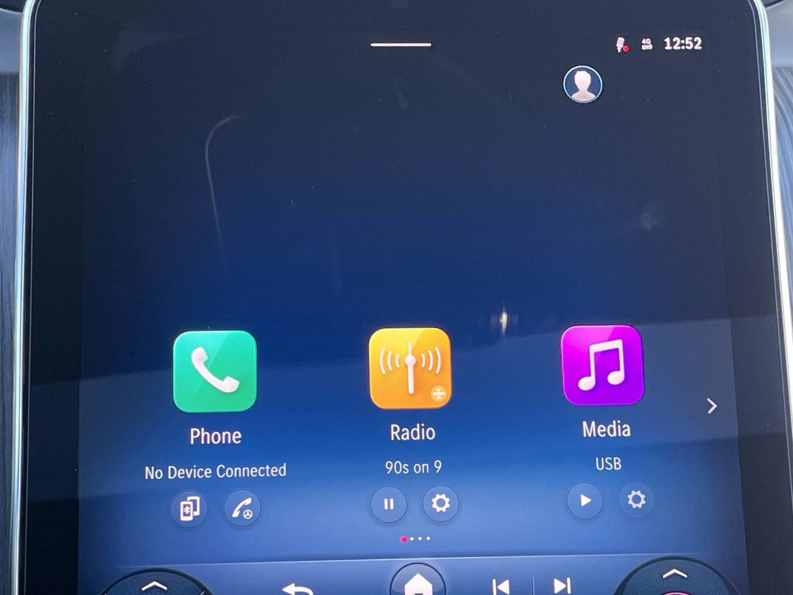 Certified 2025 Mercedes-Benz GLC 300 image 27