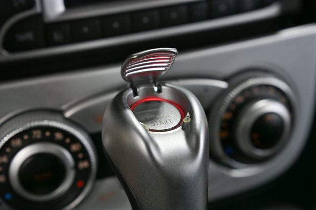 Used 2006 Mercedes-Benz SLR image 46