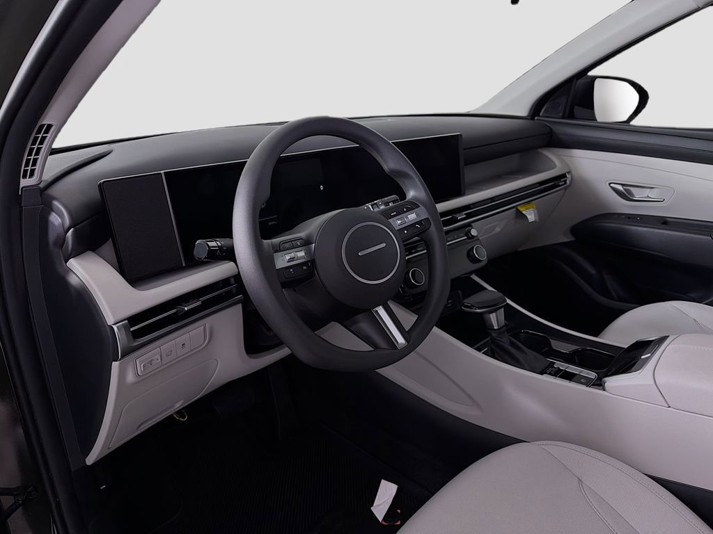 Used 2026 Hyundai Tucson SEL FWD image 11