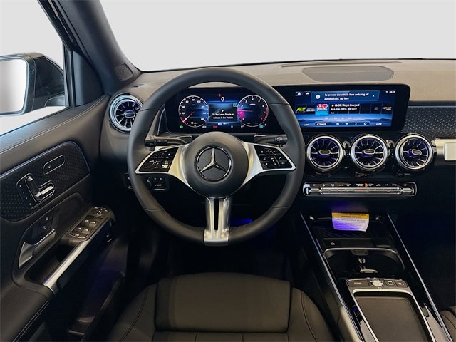 New 2025 Mercedes-Benz GLB 250 4MATIC image 5