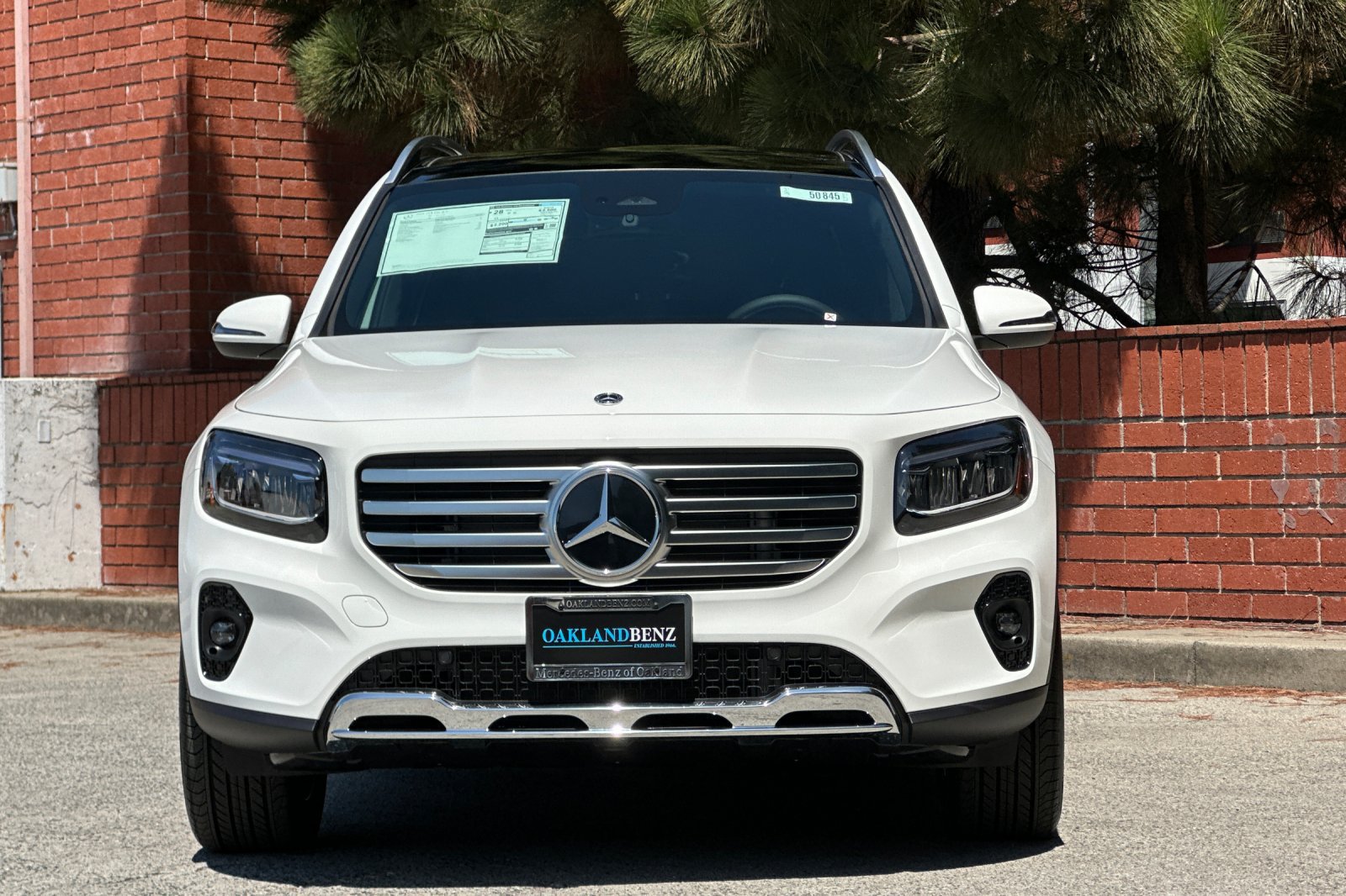 New 2026 Mercedes-Benz GLB 250 image 9