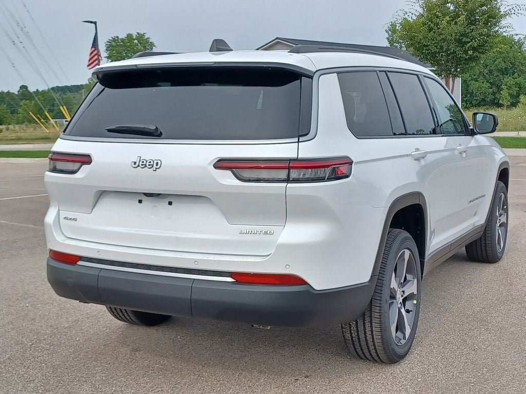 New 2026 Jeep Grand Cherokee L Limited AWD/4WD image 4