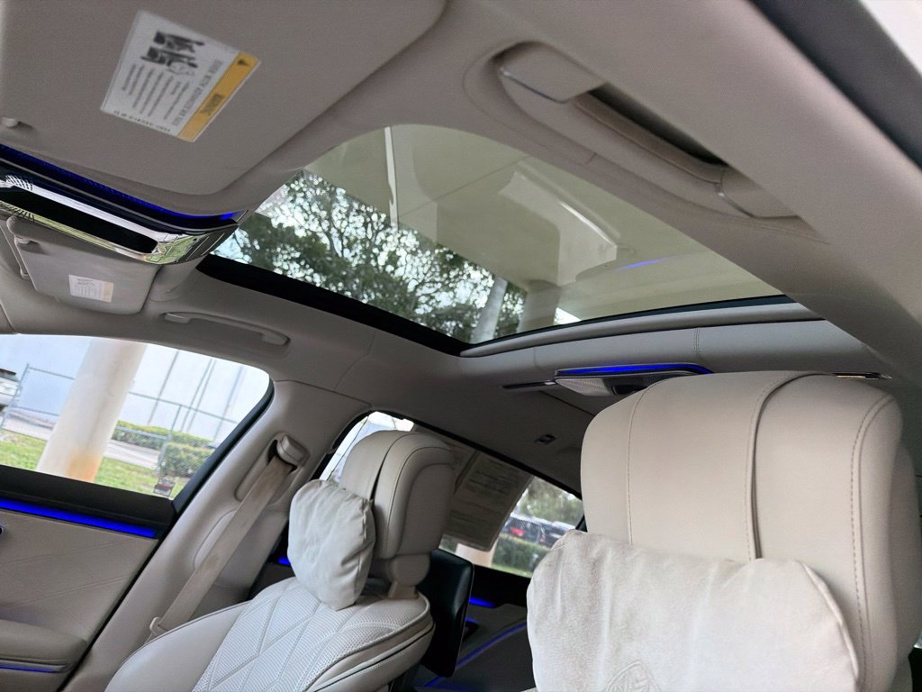 Used 2022 Mercedes-Benz Maybach S 580 4MATIC image 17