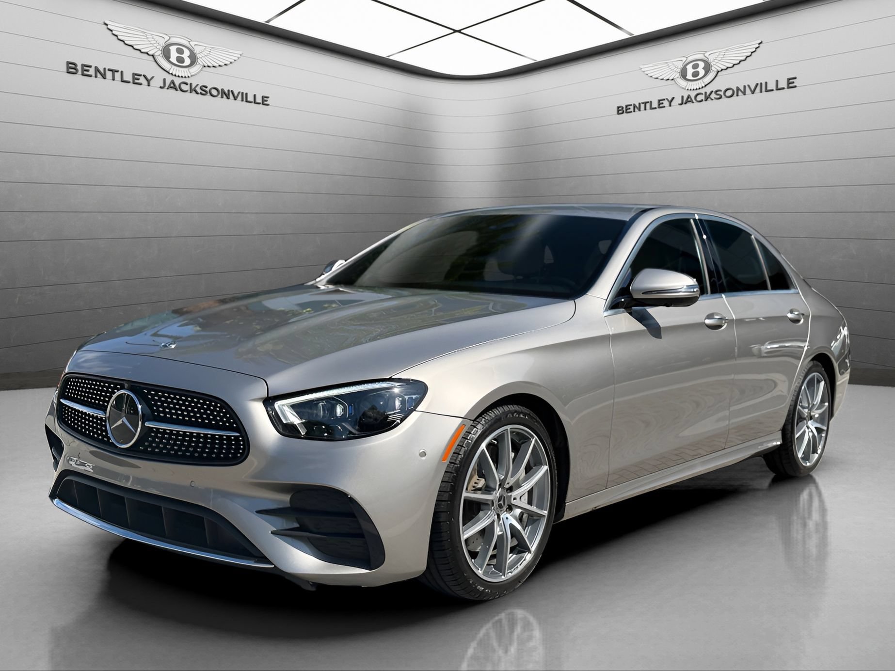 Used 2021 Mercedes-Benz E 350 Sedan image 13