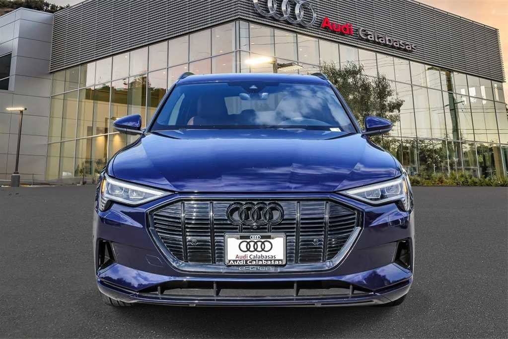 Used 2022 Audi e-tron Premium w/ Convenience Plus Package image 6