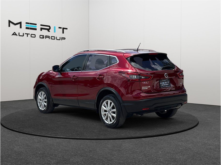Used 2020 Nissan Rogue Sport SV FWD image 7