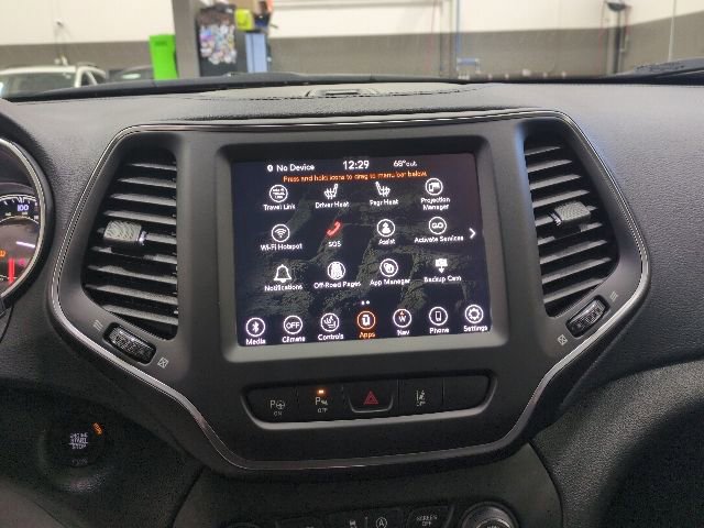 Used 2023 Jeep Cherokee Altitude Lux AWD/4WD image 6