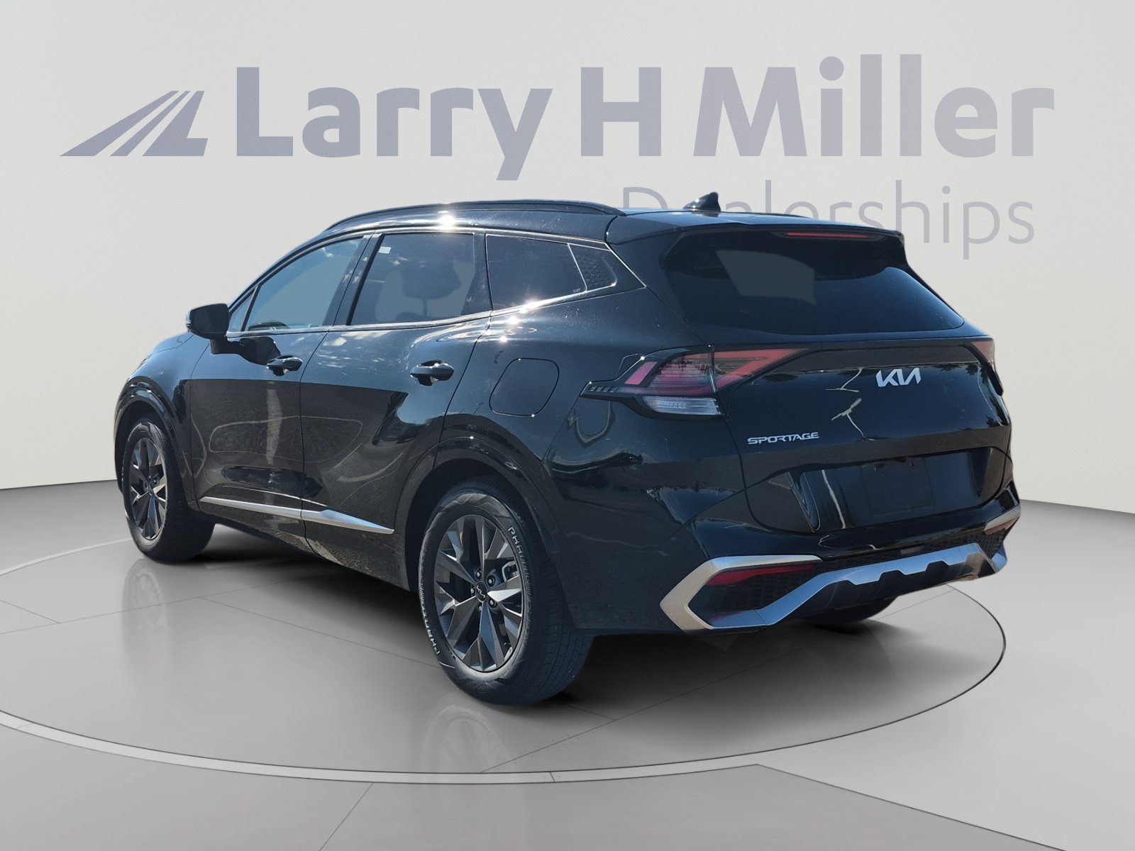 Used 2023 Kia Sportage SX FWD image 3