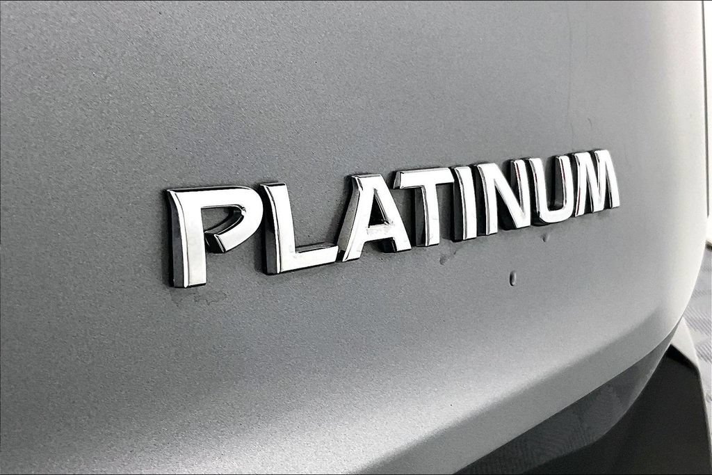 Used 2023 Nissan Rogue Platinum w/ Platinum Premium Package FWD image 14