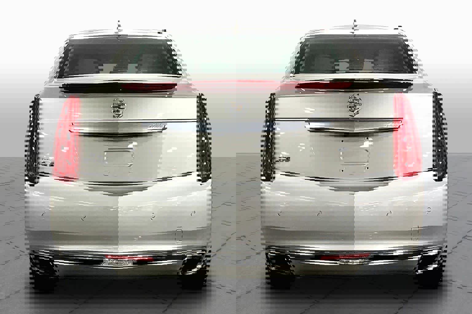 Used 2014 Cadillac XTS Luxury w/ Driver Awareness Package image 5