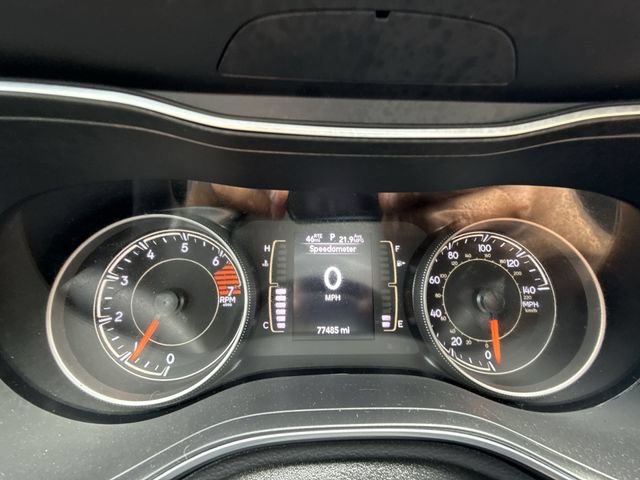 Used 2020 Jeep Cherokee Latitude FWD image 15