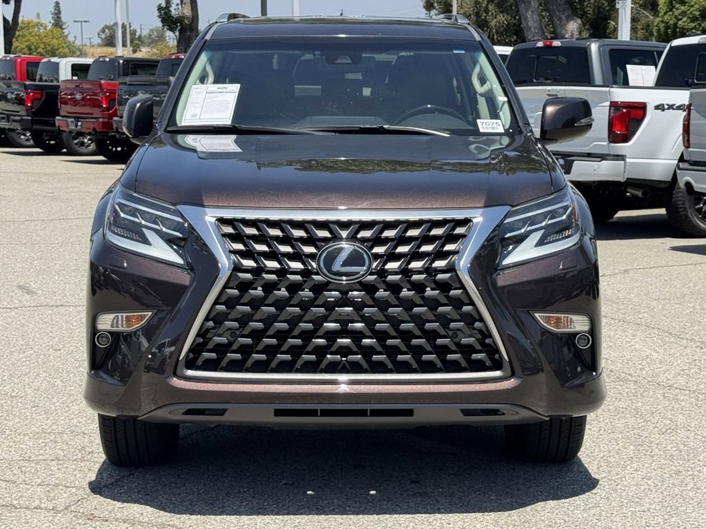 Used 2020 Lexus GX 460 Premium w/ Premium Package AWD/4WD image 2