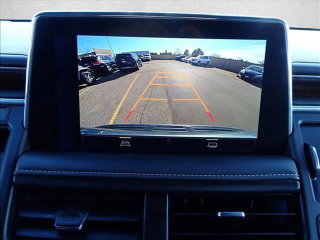 Used 2023 Chevrolet Suburban Premier image 20