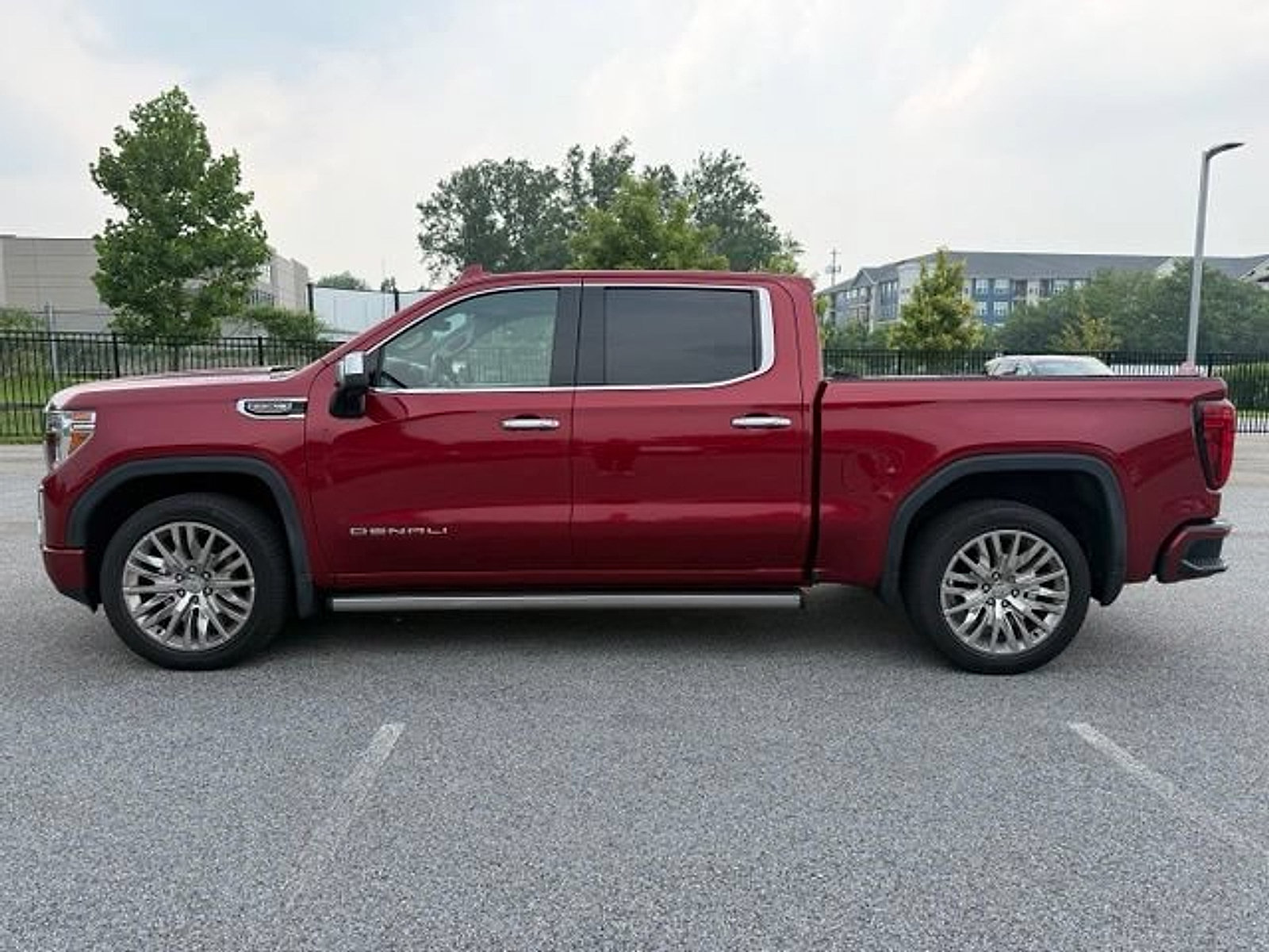 Used 2019 GMC Sierra 1500 Denali w/ Denali Ultimate Package AWD/4WD image 4
