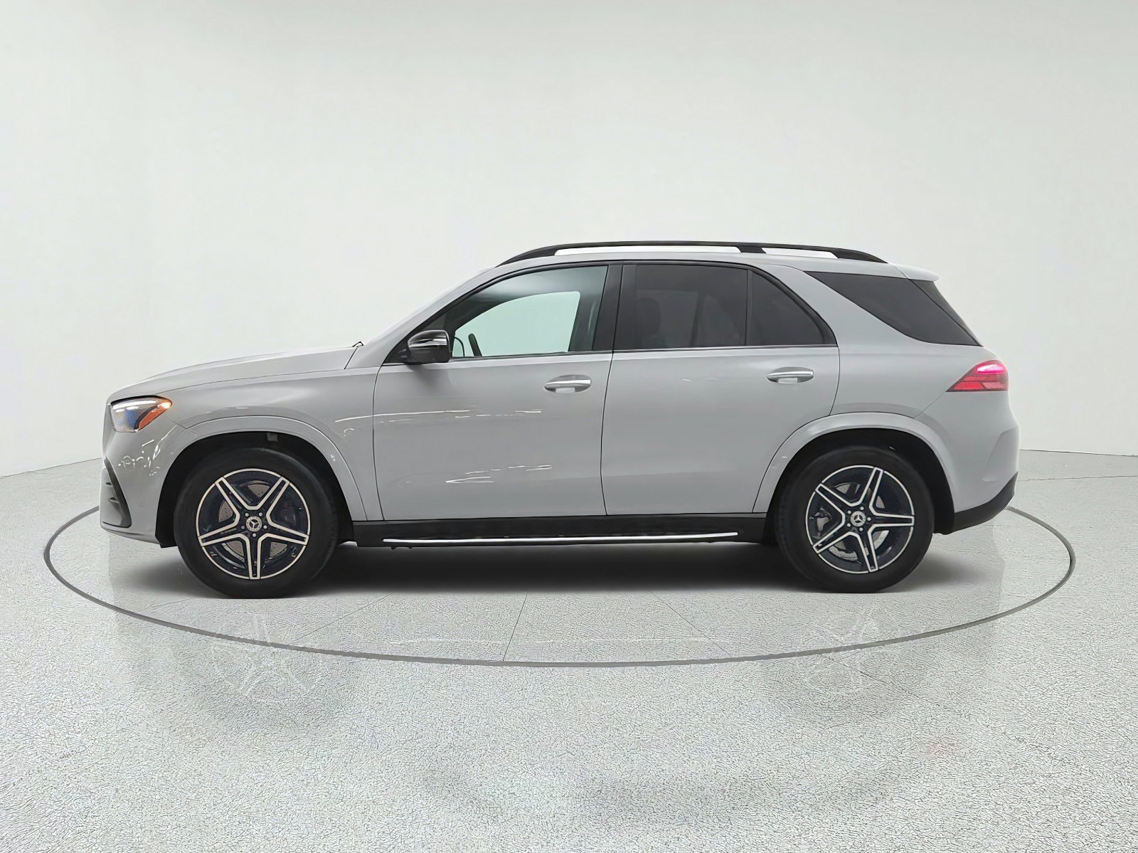 Used 2024 Mercedes-Benz GLE 450 4MATIC image 8