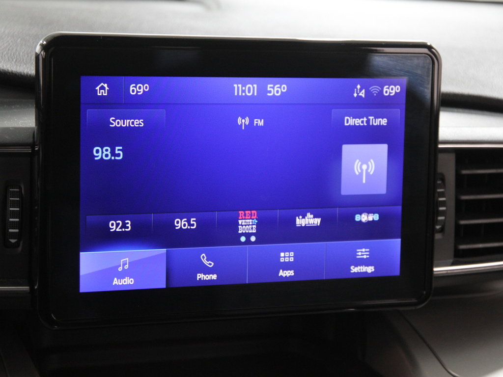 Certified 2022 Ford Explorer XLT w/ Equipment Group 202A image 11