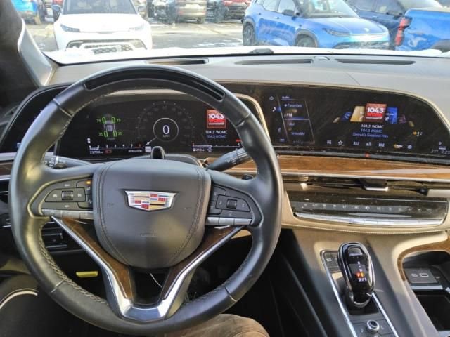 Used 2024 Cadillac Escalade ESV Premium Luxury Platinum w/ Heavy-Duty Trailer Package image 10