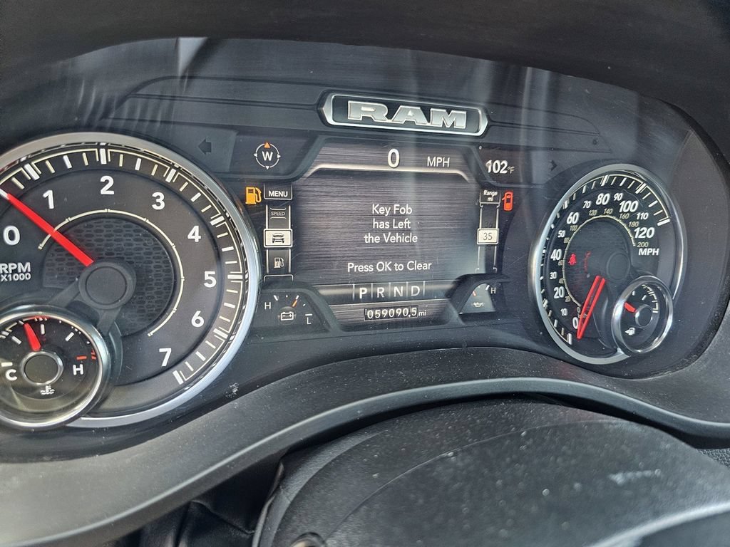 Used 2024 RAM 1500 Laramie AWD/4WD image 28
