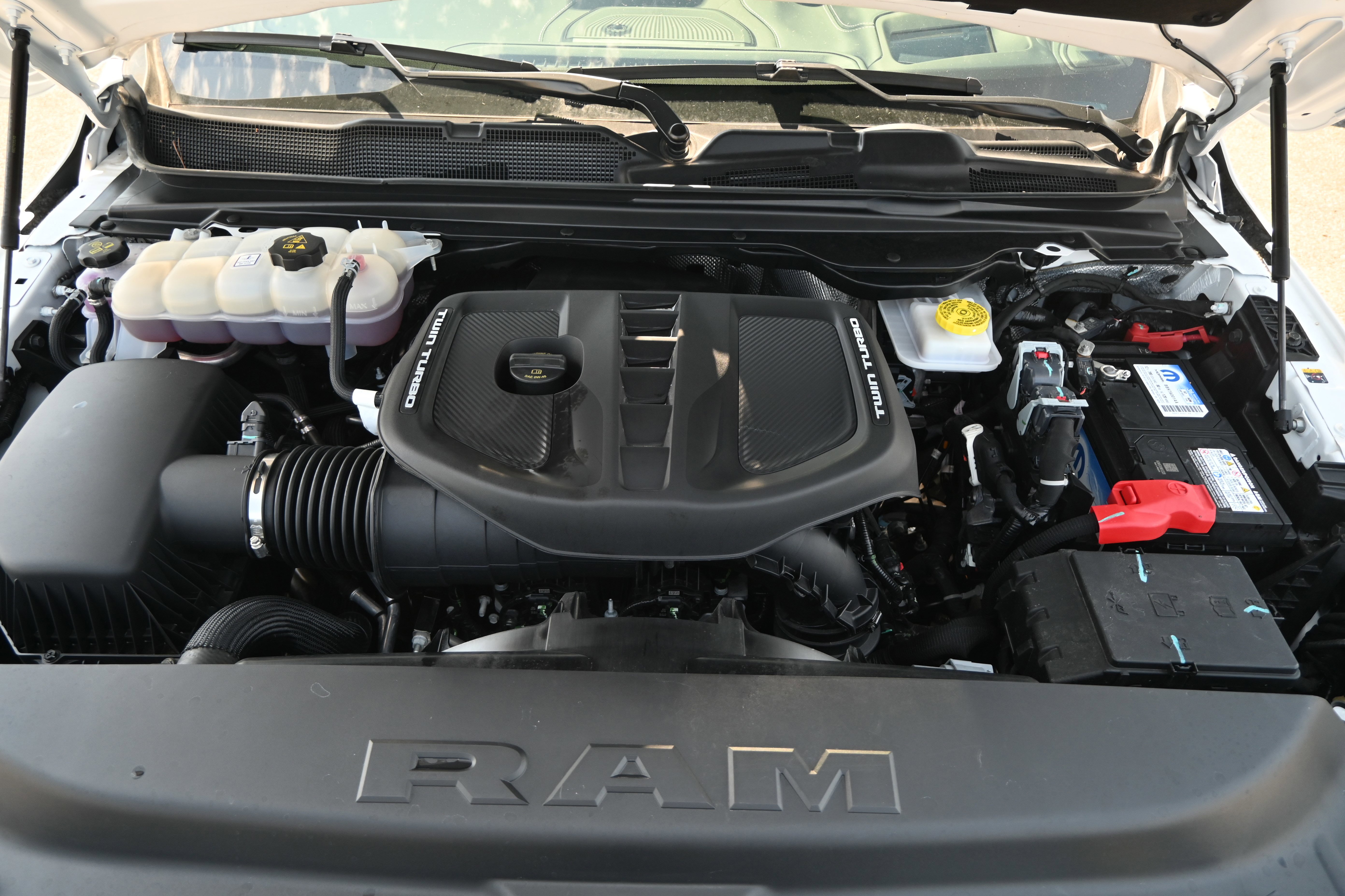 Used 2025 RAM 1500 Limited AWD/4WD image 34