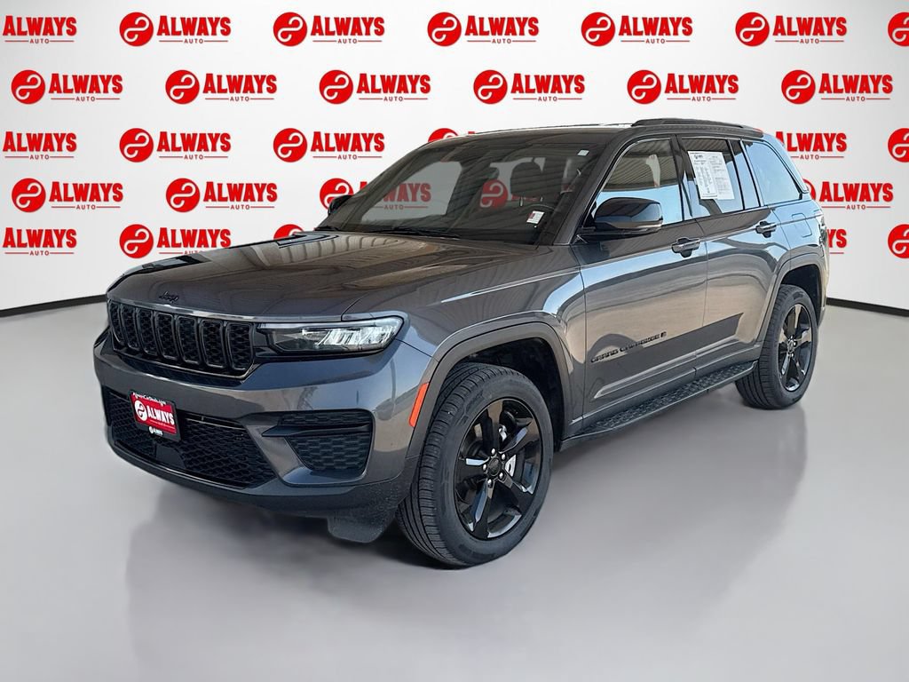 Used 2022 Jeep Grand Cherokee Altitude AWD/4WD video 1