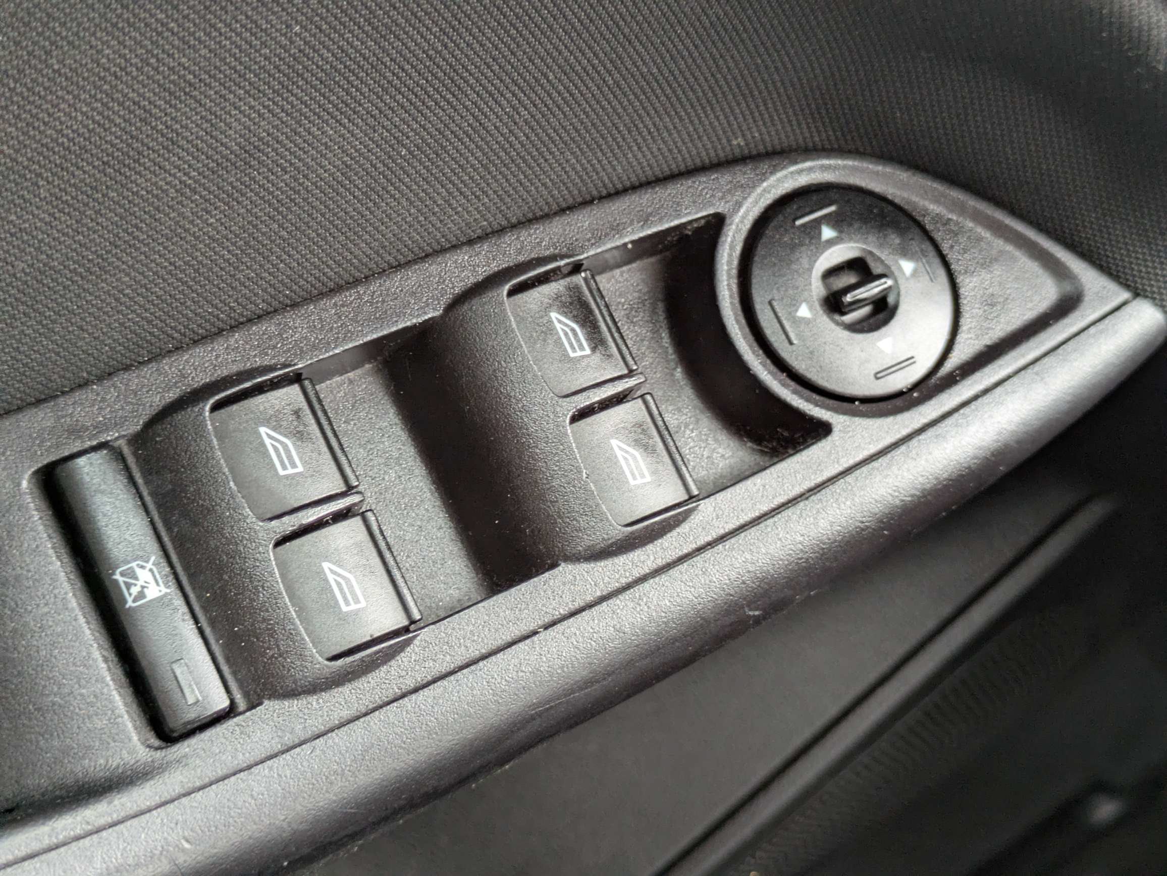 Used 2015 Ford Focus SE FWD image 22