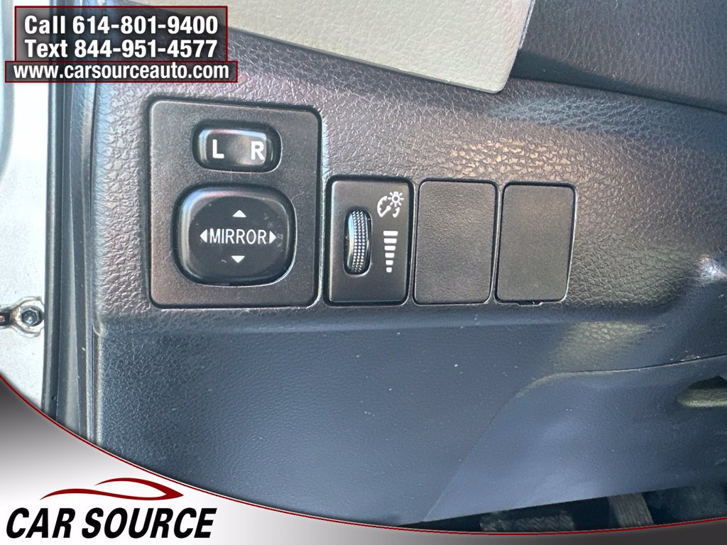 Used 2016 Toyota Corolla FWD image 15