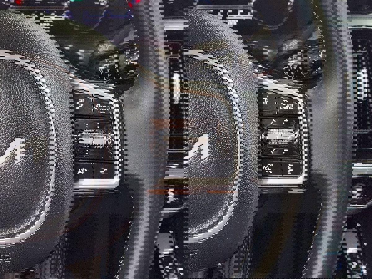 Used 2022 Kia Sorento SX image 51