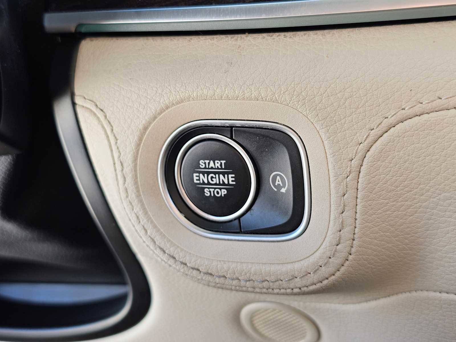 Used 2021 Mercedes-Benz GLE 350 4MATIC image 30