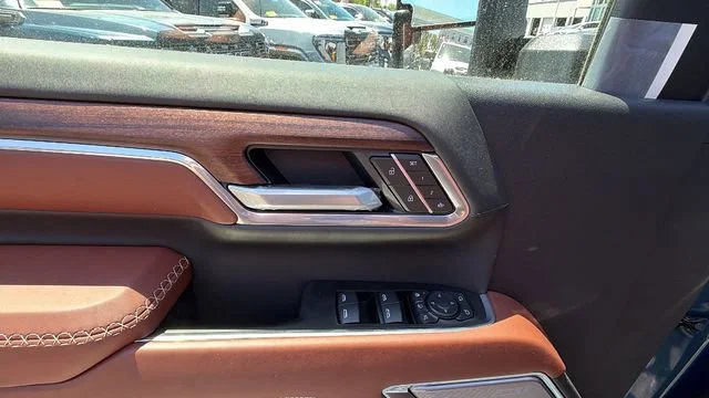 New 2026 GMC Sierra 2500 Denali Ultimate AWD/4WD image 14