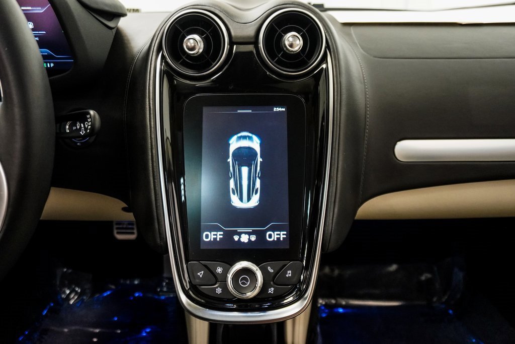 Used 2021 McLaren GT image 23