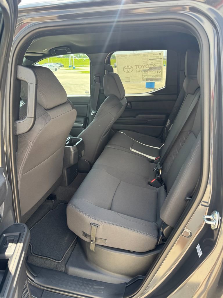 Used 2026 Toyota Tacoma SR5 AWD/4WD image 17
