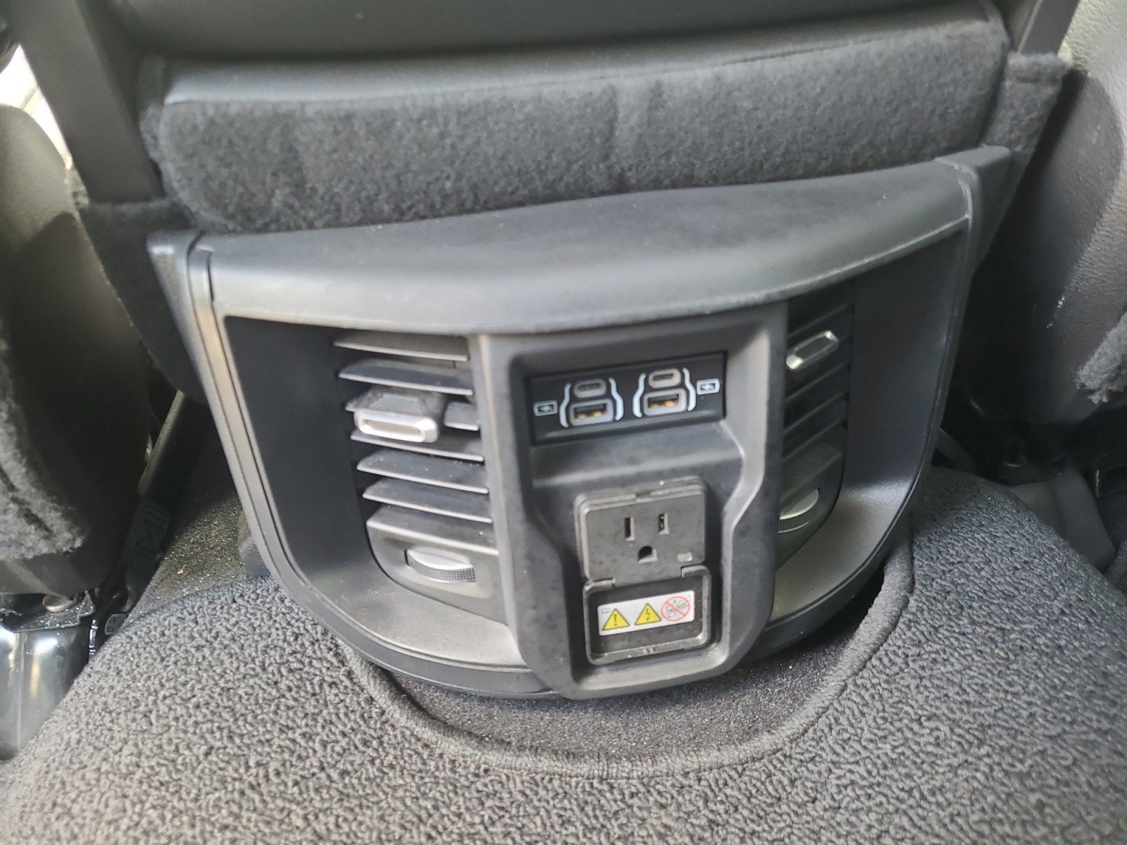 Used 2024 RAM 2500 Laramie w/ Safety Group image 39