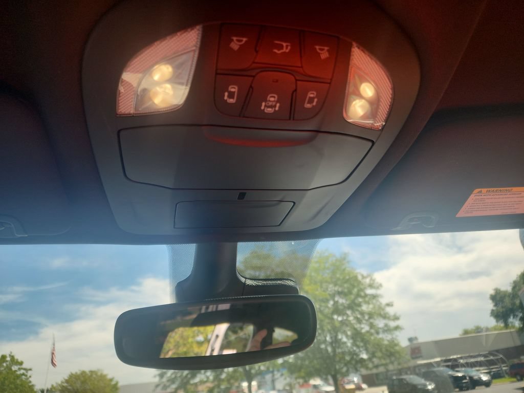 Used 2023 Chrysler Pacifica Touring-L w/ S Appearance Package FWD image 24