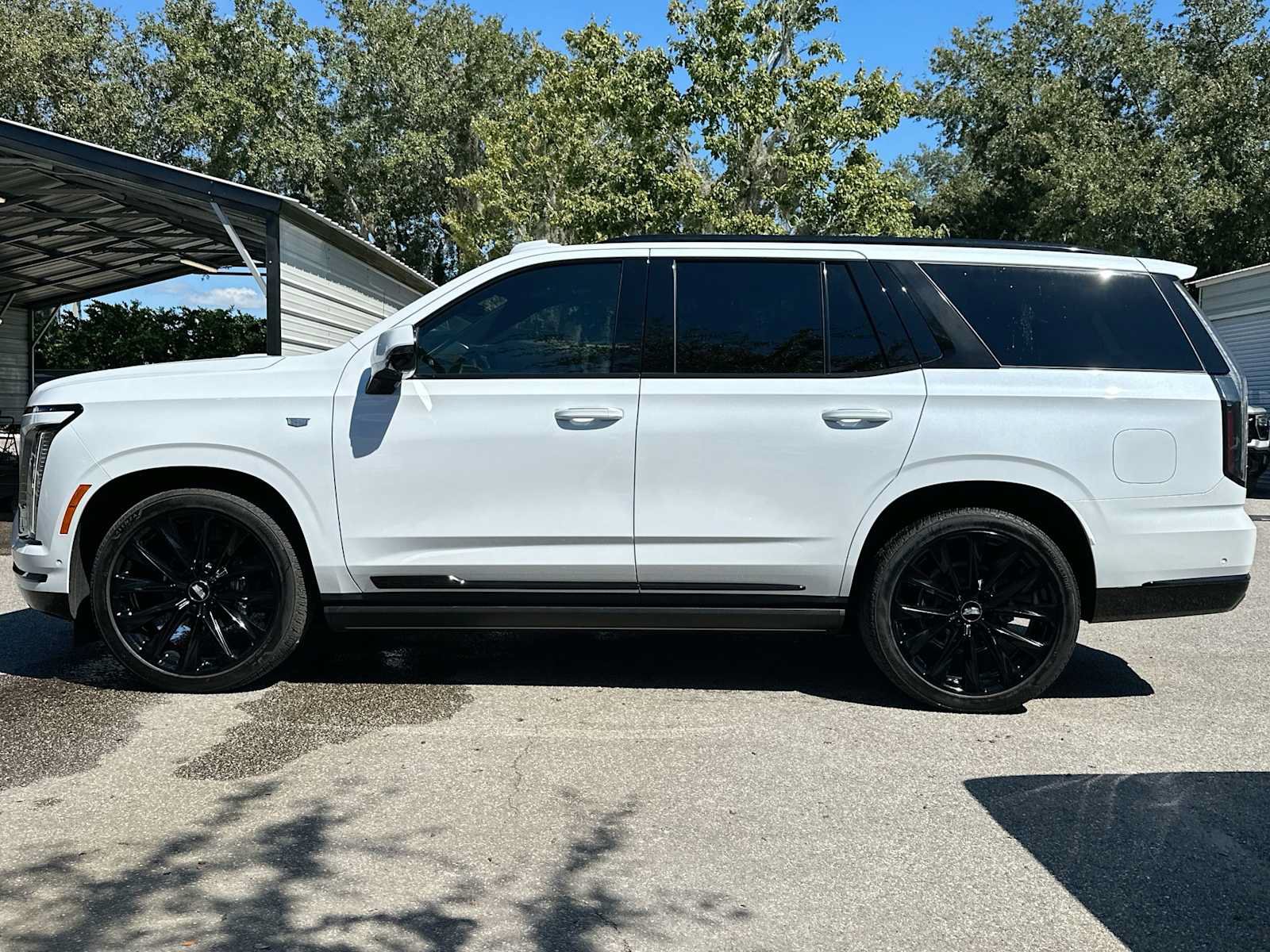 Certified 2026 Cadillac Escalade Platinum Sport AWD/4WD image 2