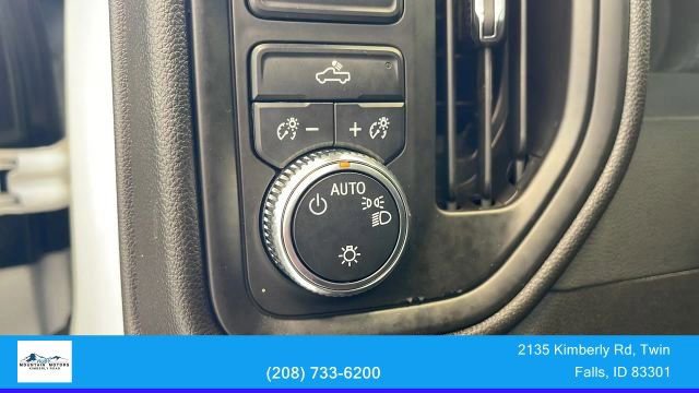 Used 2023 GMC Sierra 2500 Pro w/ Gooseneck/5TH Wheel Package image 18