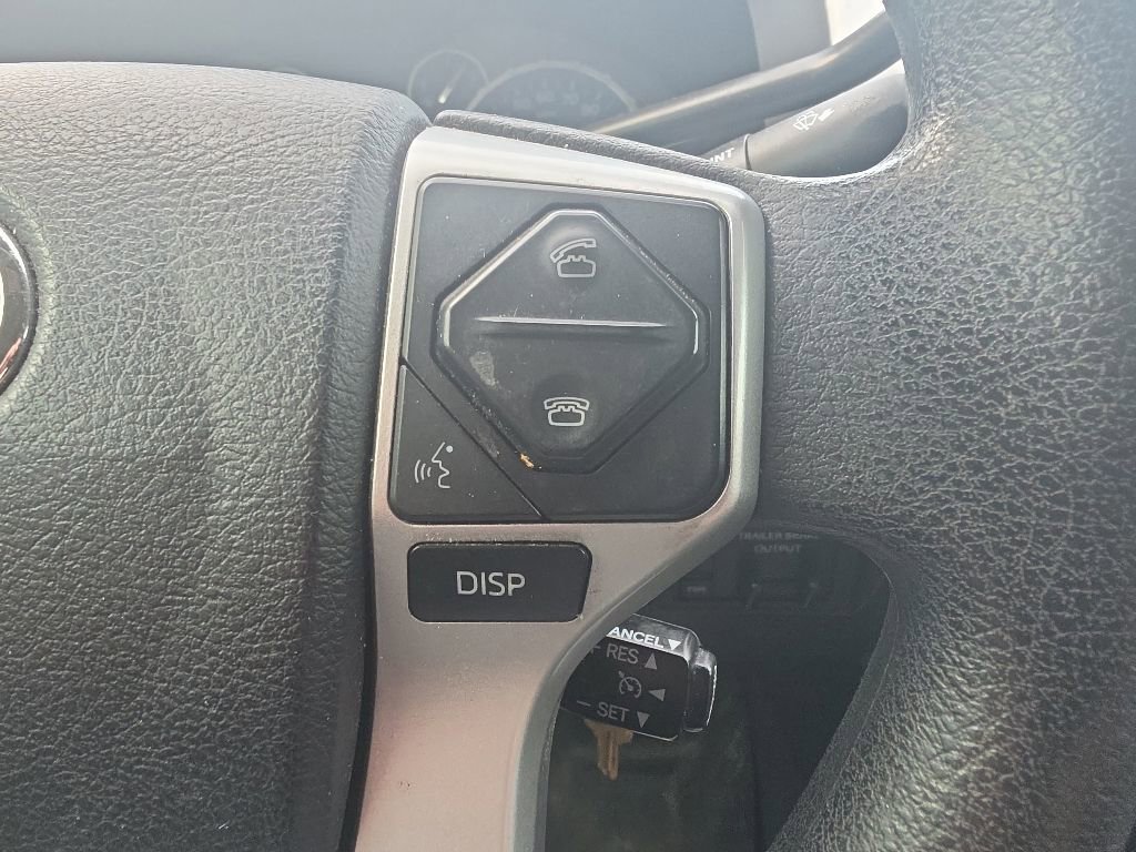 Used 2016 Toyota Tundra SR5 AWD/4WD image 6