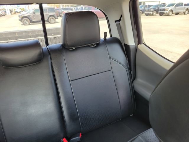 Used 2022 Toyota Tacoma SR5 w/ Technology Package RWD image 18