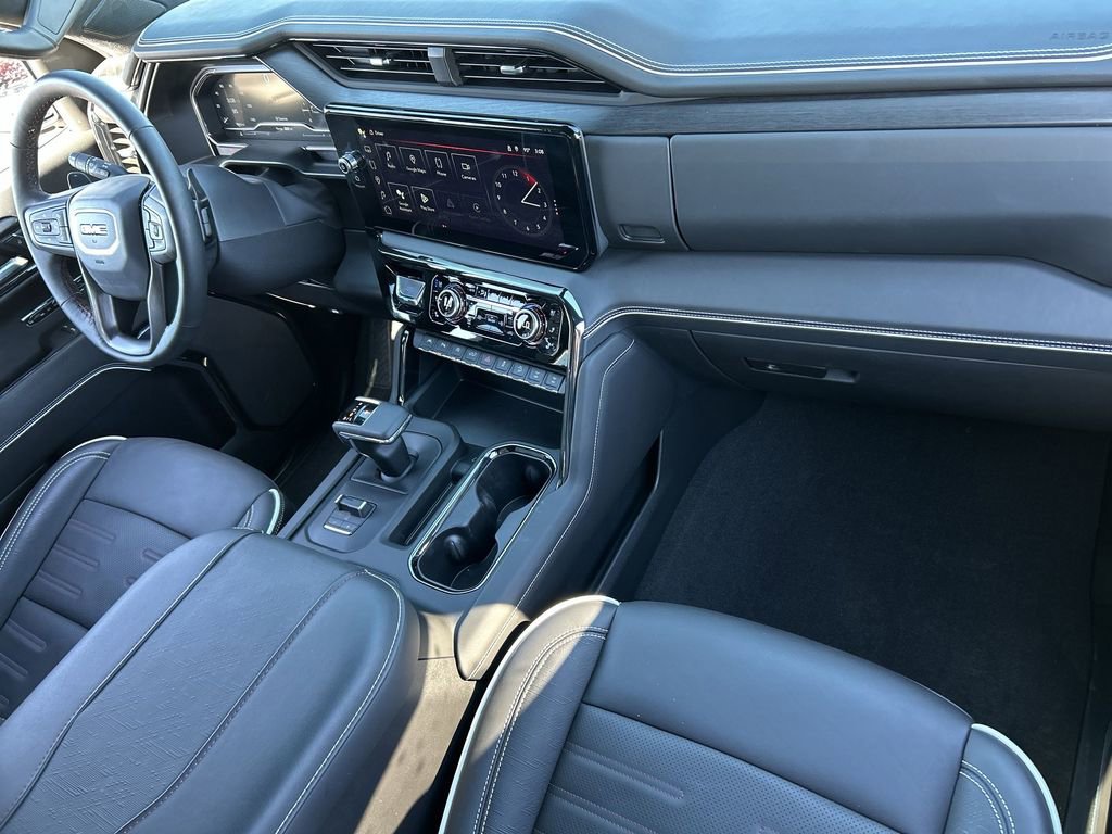 Used 2025 GMC Sierra 1500 AT4X image 29