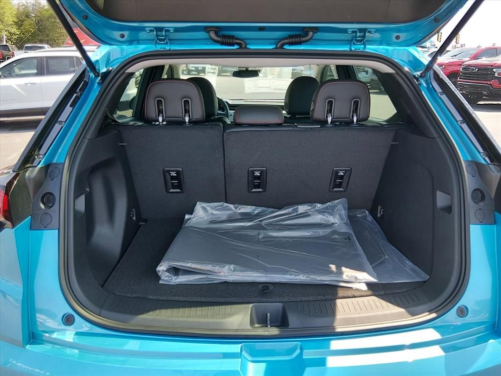 New 2027 Chevrolet Bolt RS FWD image 7