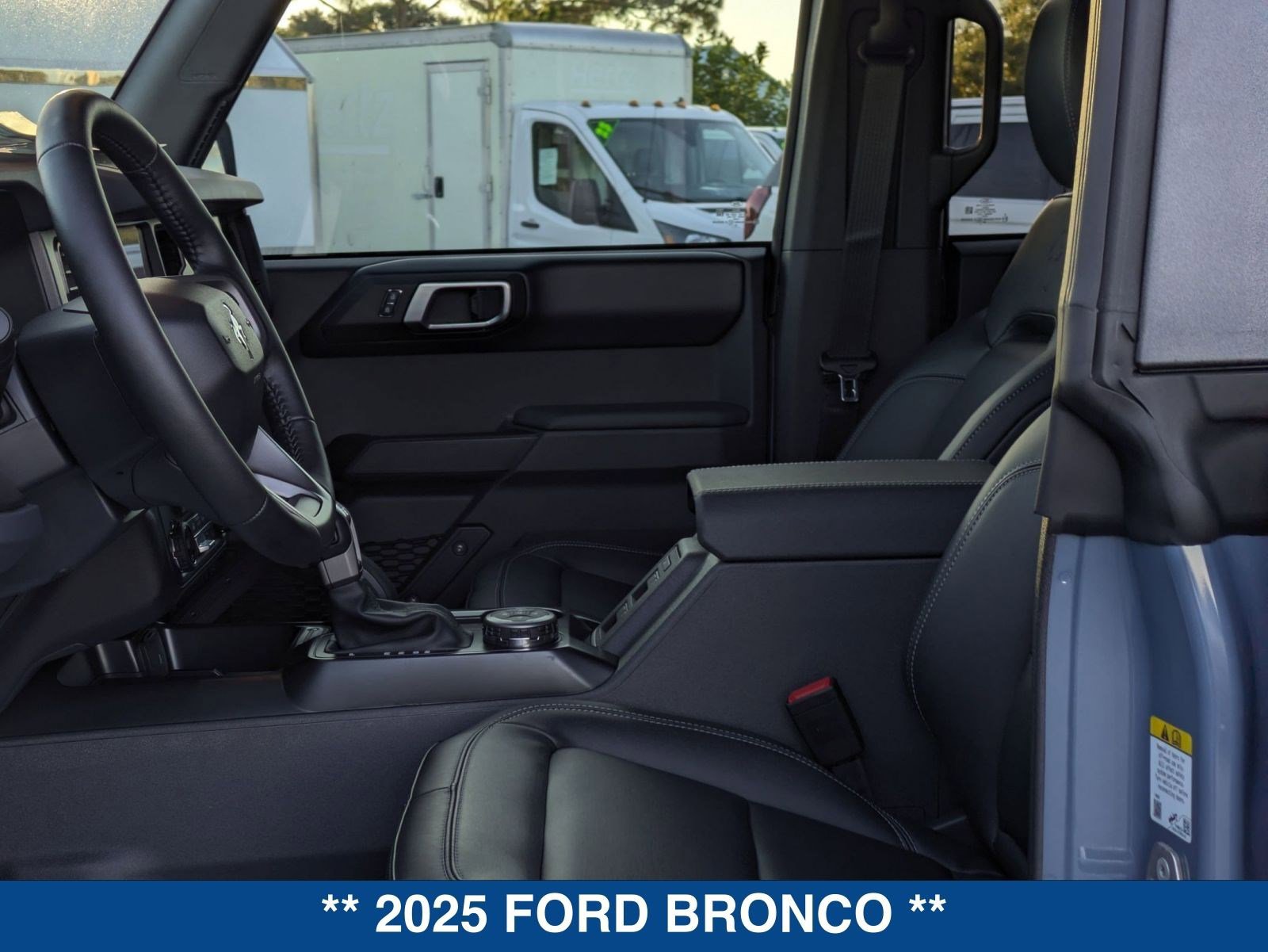 New 2025 Ford Bronco Badlands image 43