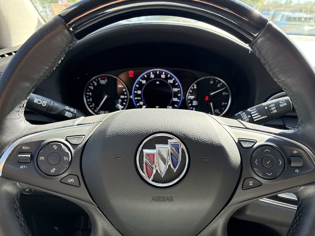 Used 2021 Buick Enclave Avenir w/ Avenir Technology Package image 14
