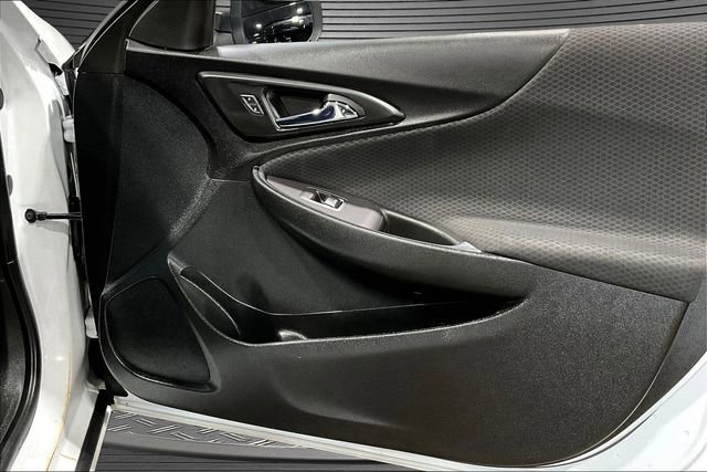 Used 2019 Chevrolet Malibu LT FWD image 24