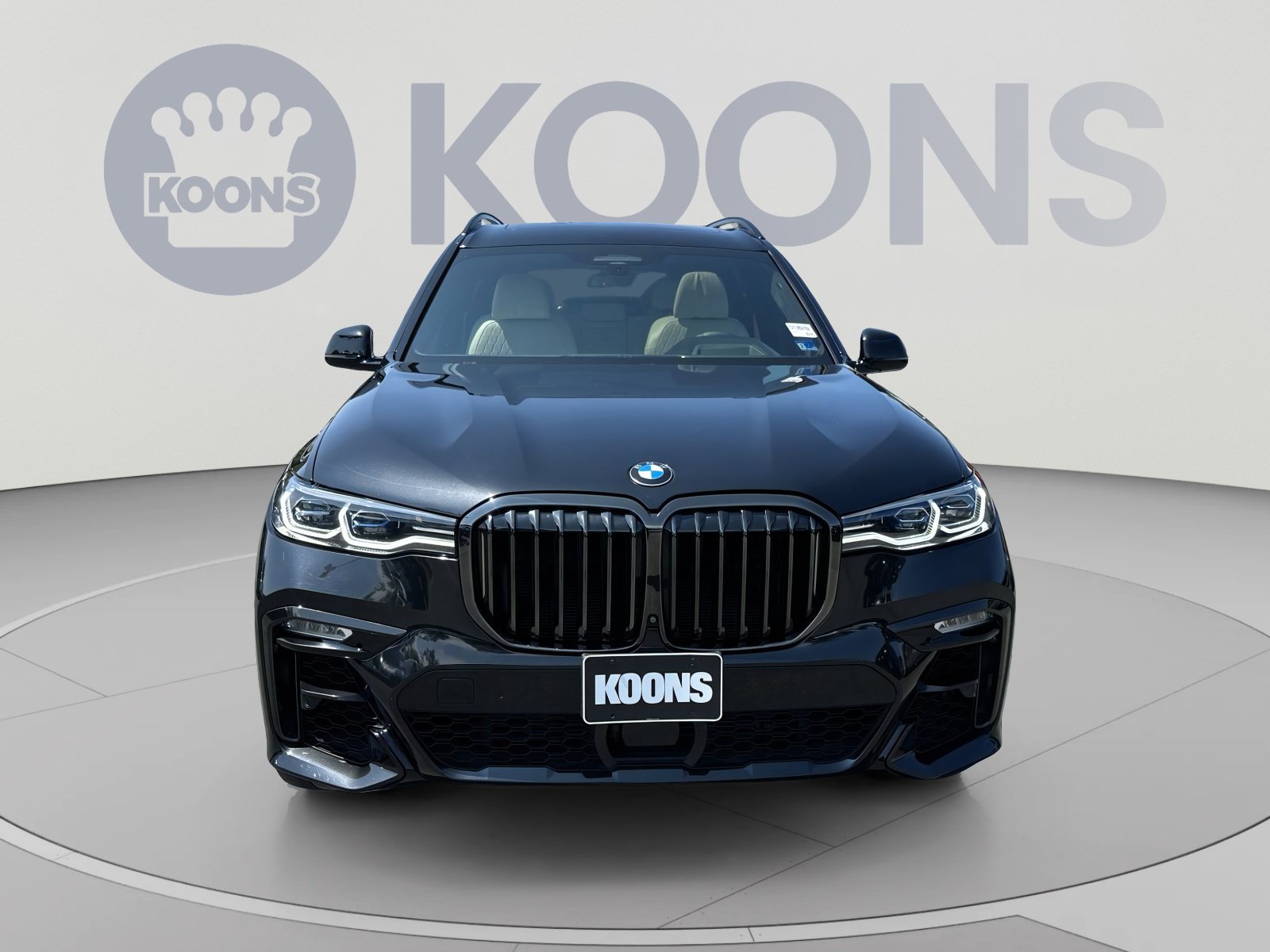 Used 2020 BMW X7 M50i w/ Dynamic Handling Package AWD/4WD image 4
